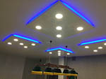 Натяжные потолки с подсветкой